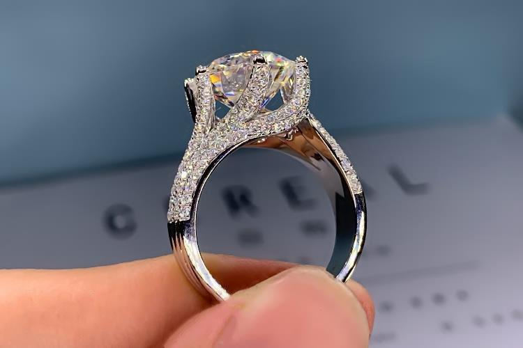 5ct Luxury Moissanite Diamond Ring - 925 Silver plated with 18K gold Full Diamond Popular Women's engagement wedding Ring ,D-VVS1, GRA, J088 5ct Luxury Moissanite Diamond Ring - 925 Silver plated with 18K gold Full Diamond Popular Women's engagement wedding Ring ,D-VVS1, GRA, J088