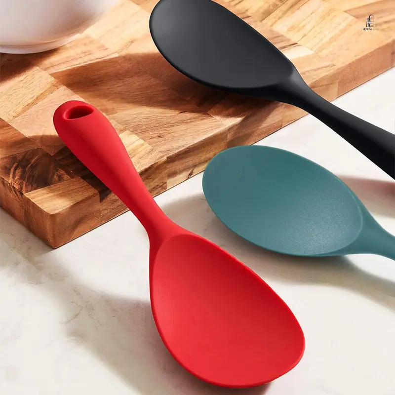 1 Pack One-Piece Silicone Rice Spoon, Heat Resistant Non-Stick Rice Paddle, Multi-Use Kitchen Serving Spoon, Durable Cookware Accessory for Rice Mashed Potatoes Salad