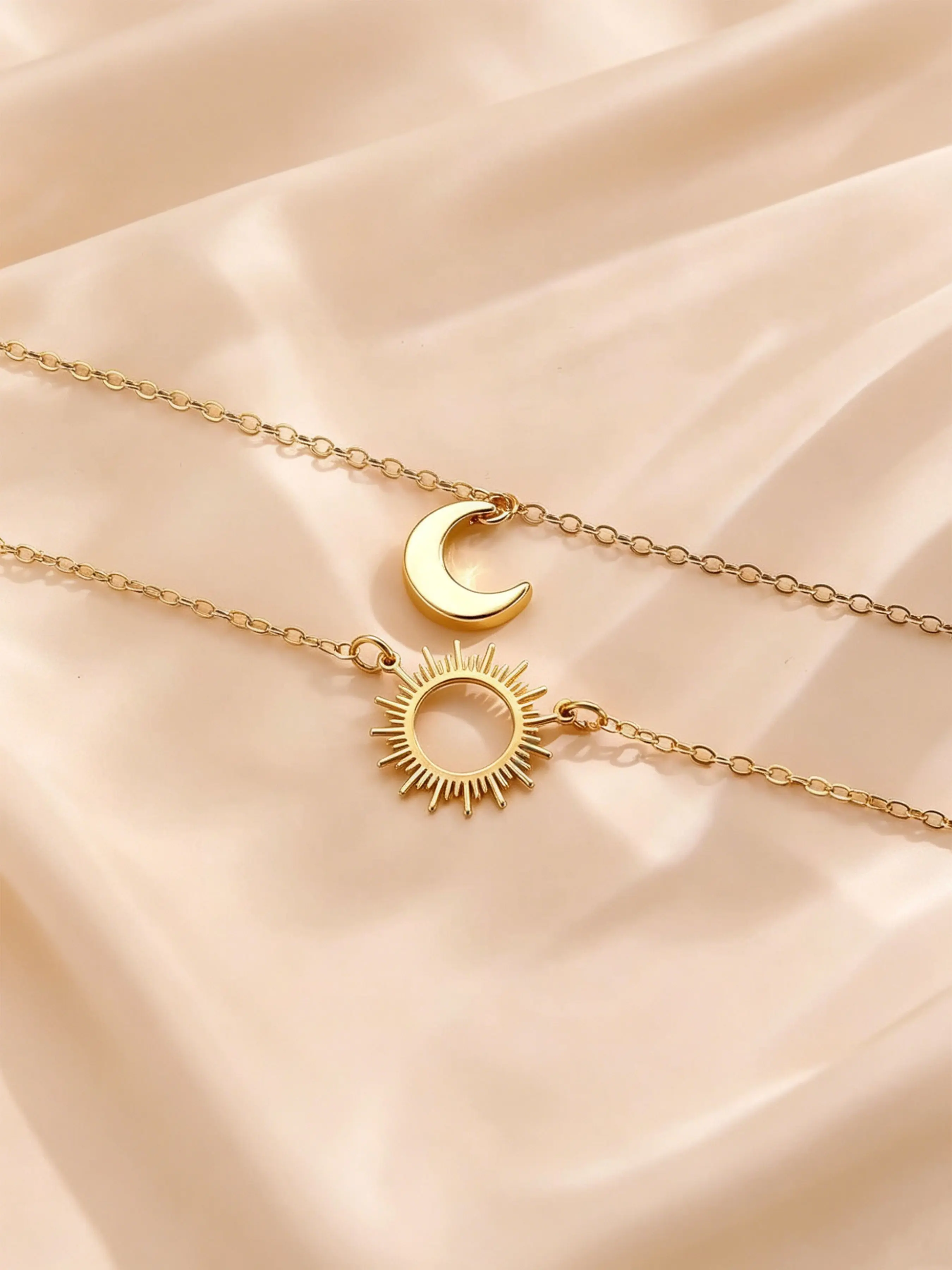 2pcs Sun Moon Couple Anklets, Stackable Summer Fashion Simple Casual Accessories, Beach Vacation Daily Wear Foot Jewelry, Elegant Accessory