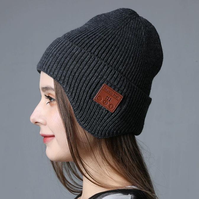 New USB Charging Light-Up Bluetooth Headphone Hat Outdoor Warm Knitted Ear Protection Hat Wireless Music Colorful Light Design Unisex Fashionable Casual Flashlight Hat for Christmas Holidays