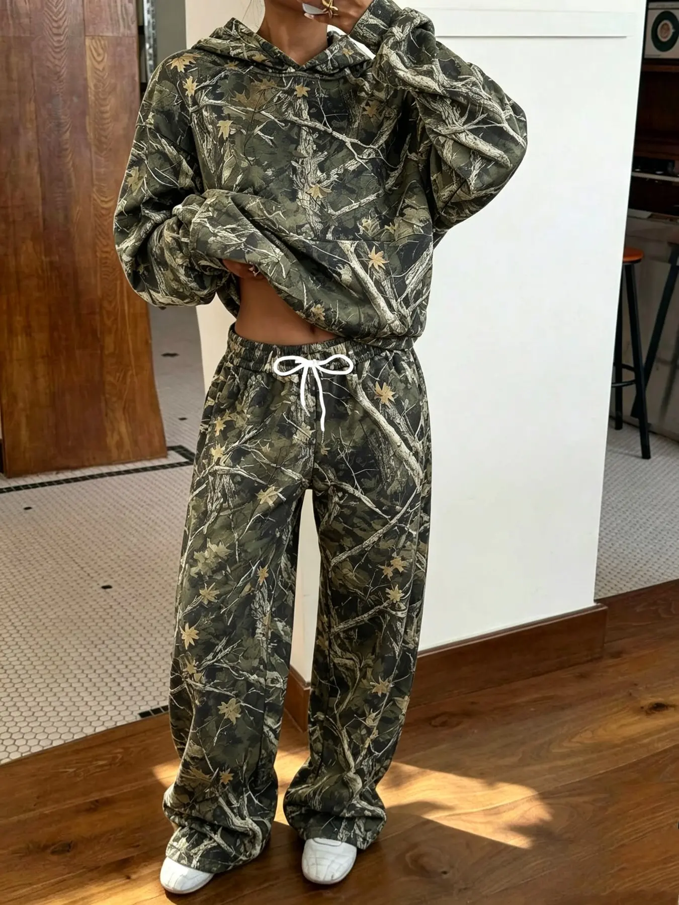 Women's Casual Fall Winter Hoodie Set, Camouflage Print, Elastic Waist Pants, Loose Fit, Thick Fabric, Daily Wear