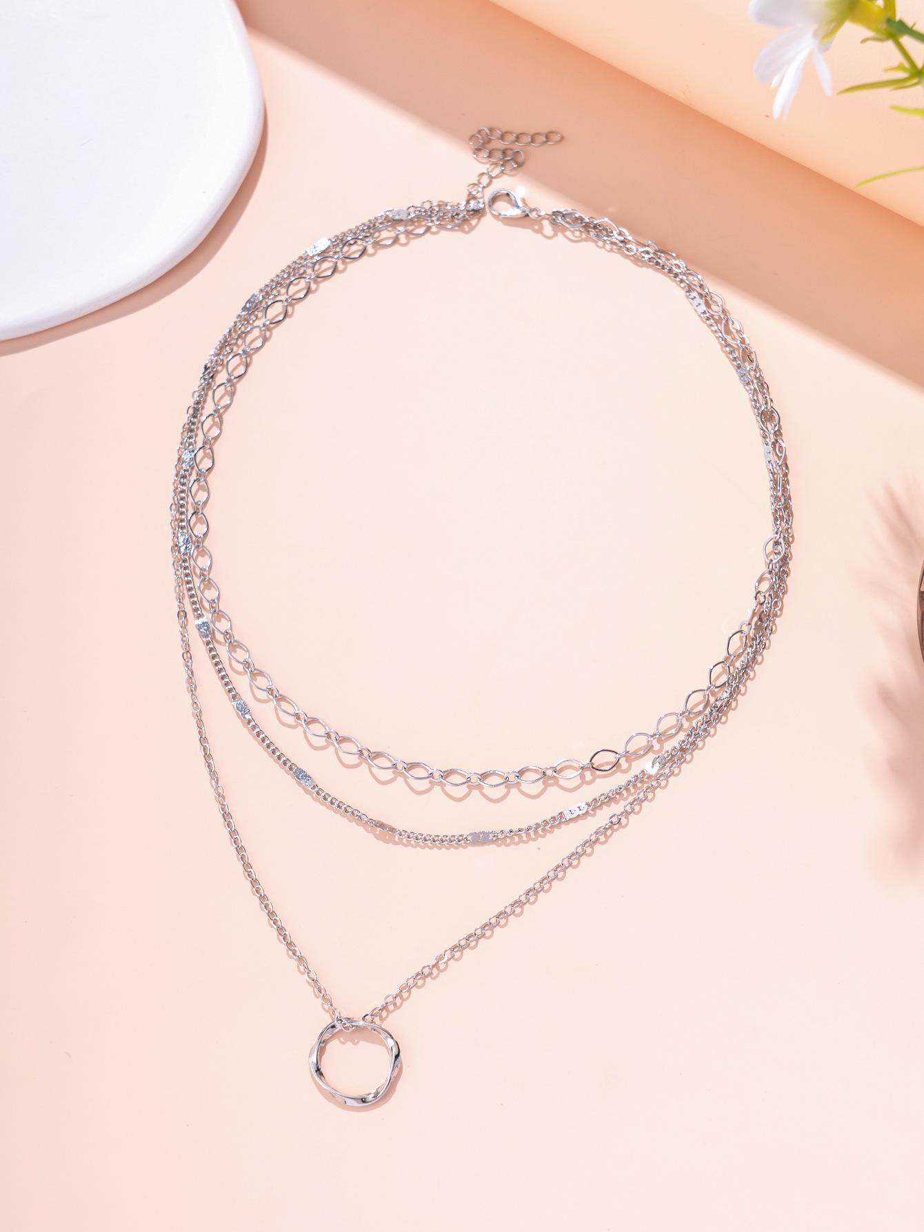 Circular square pendant three-layered layered necklace - trendy twisted chain collar chain for ladies