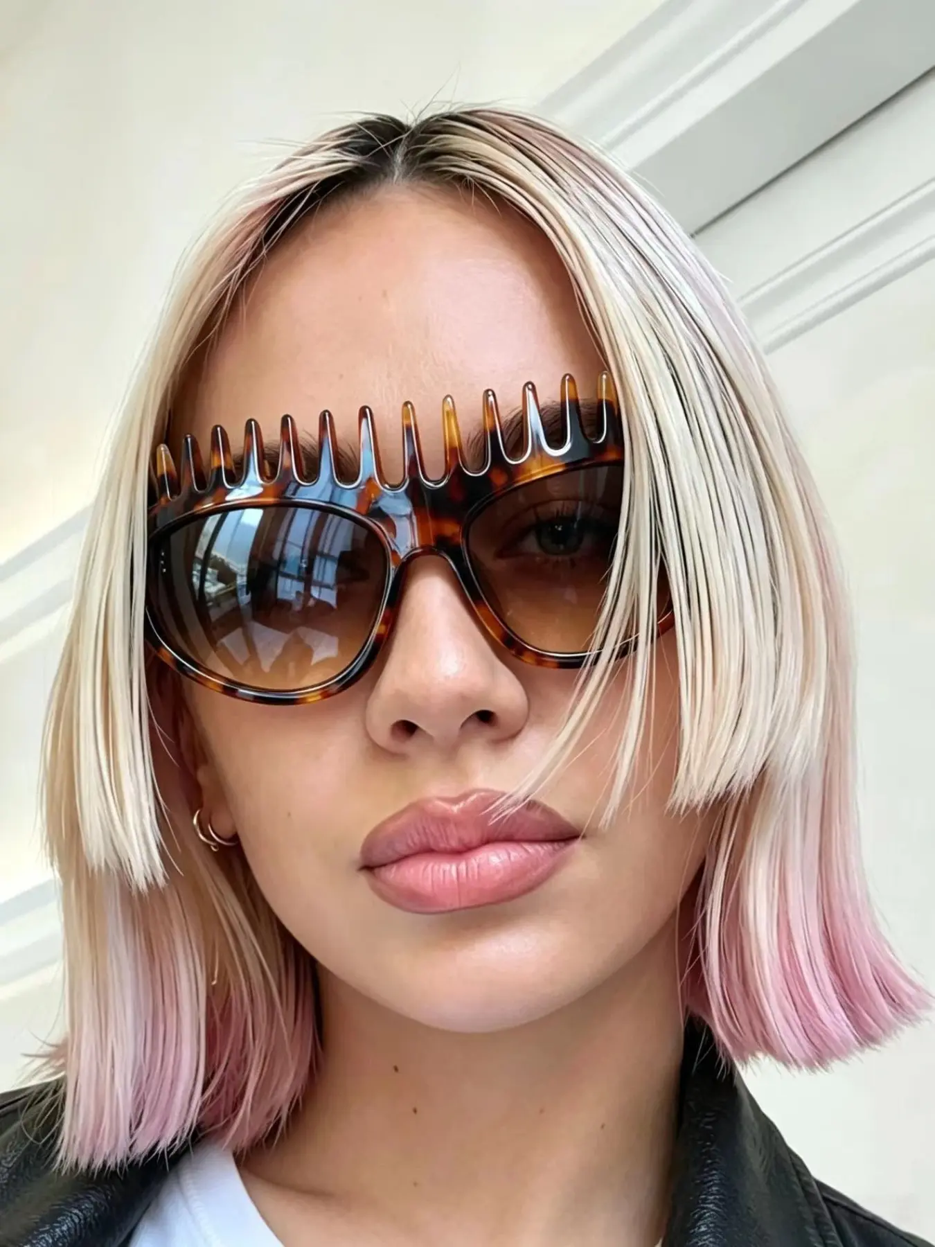 2pcs- Men' & Women' Fashion Elegant Fashion Glasses Headband Comb Multifunctional Hair Band Press Hair Styling Accessories for Daily Outdoor Photo Shoot Ideal Hair Decoration, Random Style Color 7 sold Sold by DDLshop
