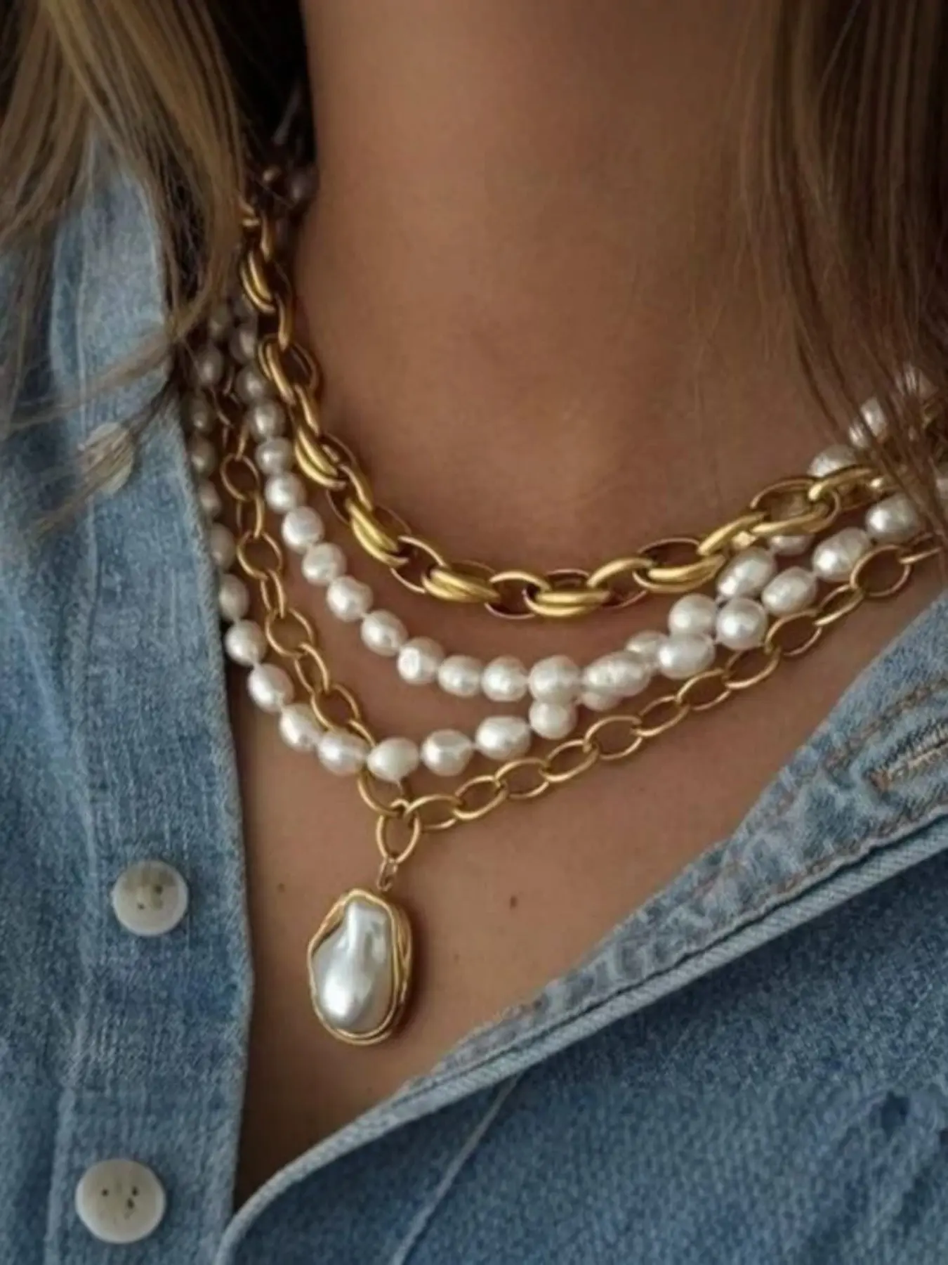 4Pcs Layered Pearl Chain Necklace Set, Gold-Tone Metal & Imitation Pearl Beaded Necklaces, Vintage Baroque Pendant, Fashion Jewelry for Women, Ideal for Daily and Party Occasions