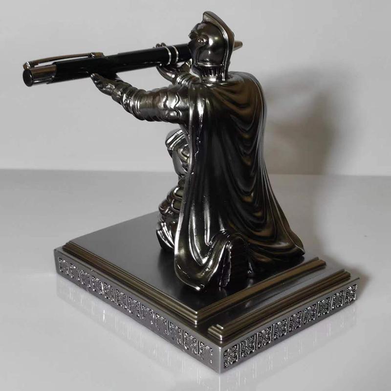 Pen Holder, Ornaments, 1Pc Executive Knight With Helmet, Bronze Statue, Home, Study, Office Decoration, Wearing Armor, Hero,