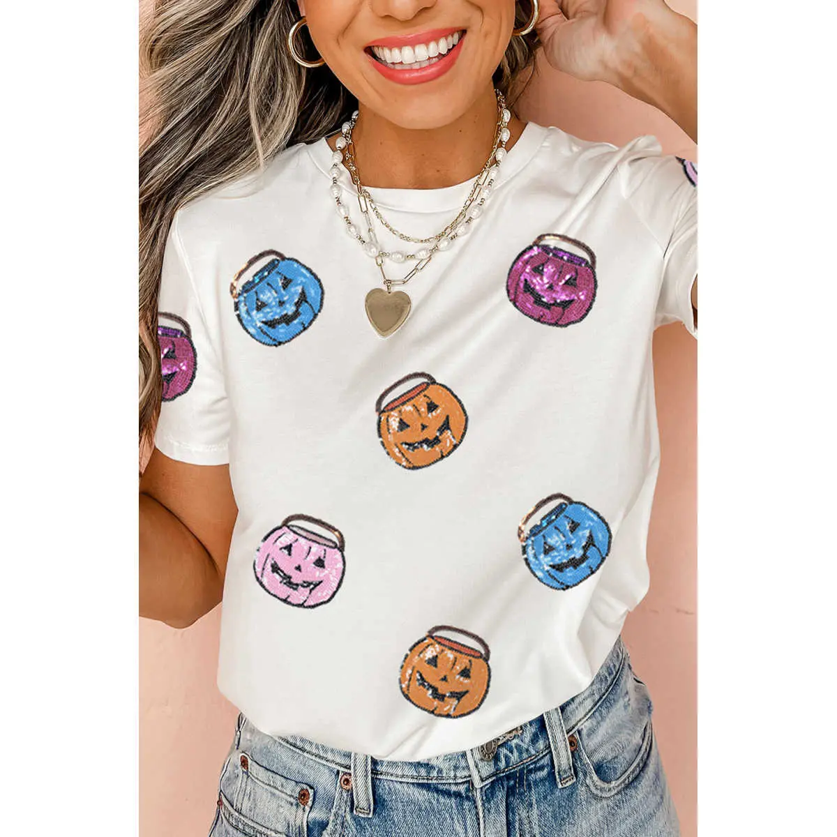 Women's White Sequin Pumpkin Face Patched Crew Neck Short-Sleeve Cotton Casual Holiday T-Shirt, Fashion Apparel Tops, Shortsleeve, Elastane, Sequined Pumpkin Lanterns