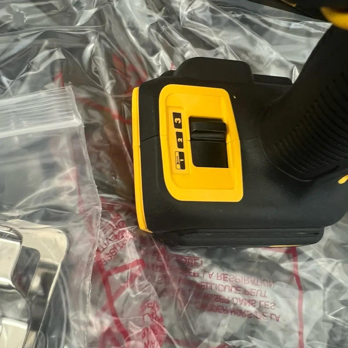 DEWALT DCF850B ATOMIC 20V MAX 1/4 inch Cordless Impact Driver (Tool Only)