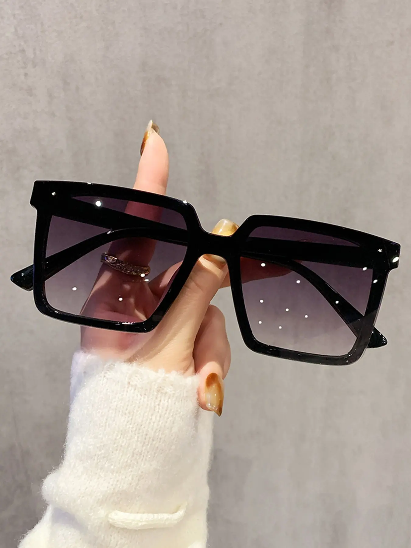Unisex Large Frame Glasses, Fashionable Comfortable Eyewear, Ideal for Outdoor Events, Parties, Travel, Decor, Photo Props, Gift for Men