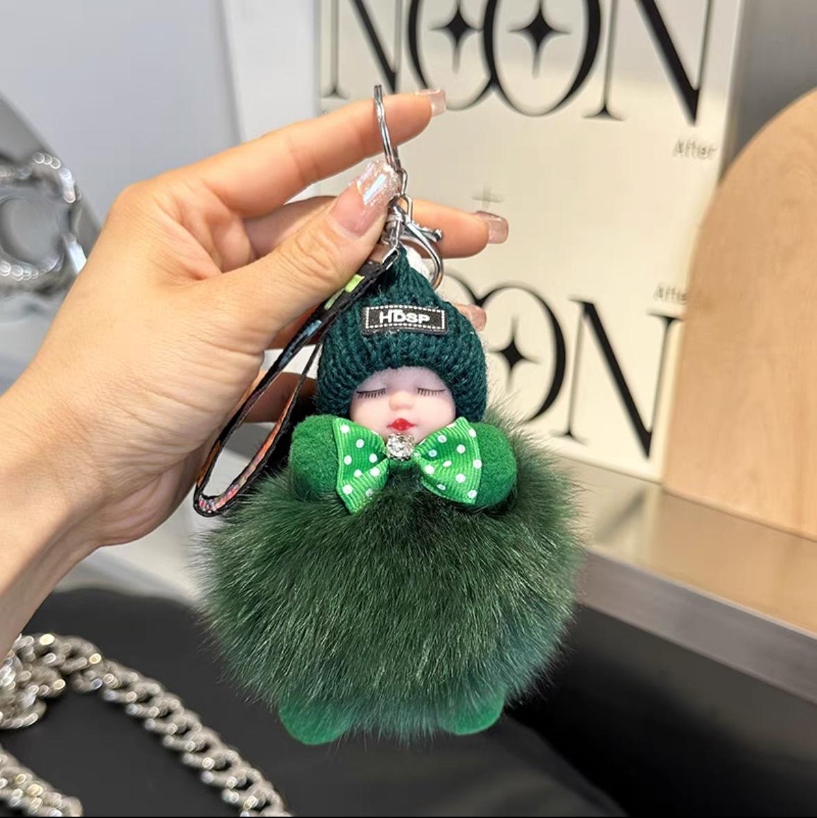 Plush toy car keychain pendant, cute stuffed doll, backpack accessory, couple's gift