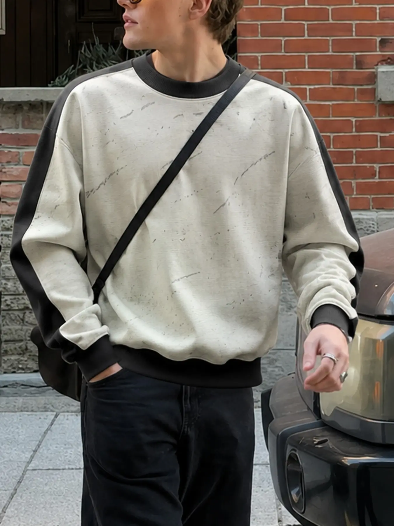 1  piece men's lightweight splatter ink printed patchwork sweater, casual and versatile round-neck long-sleeved T-shirt, street fashion couple's pullover shirt