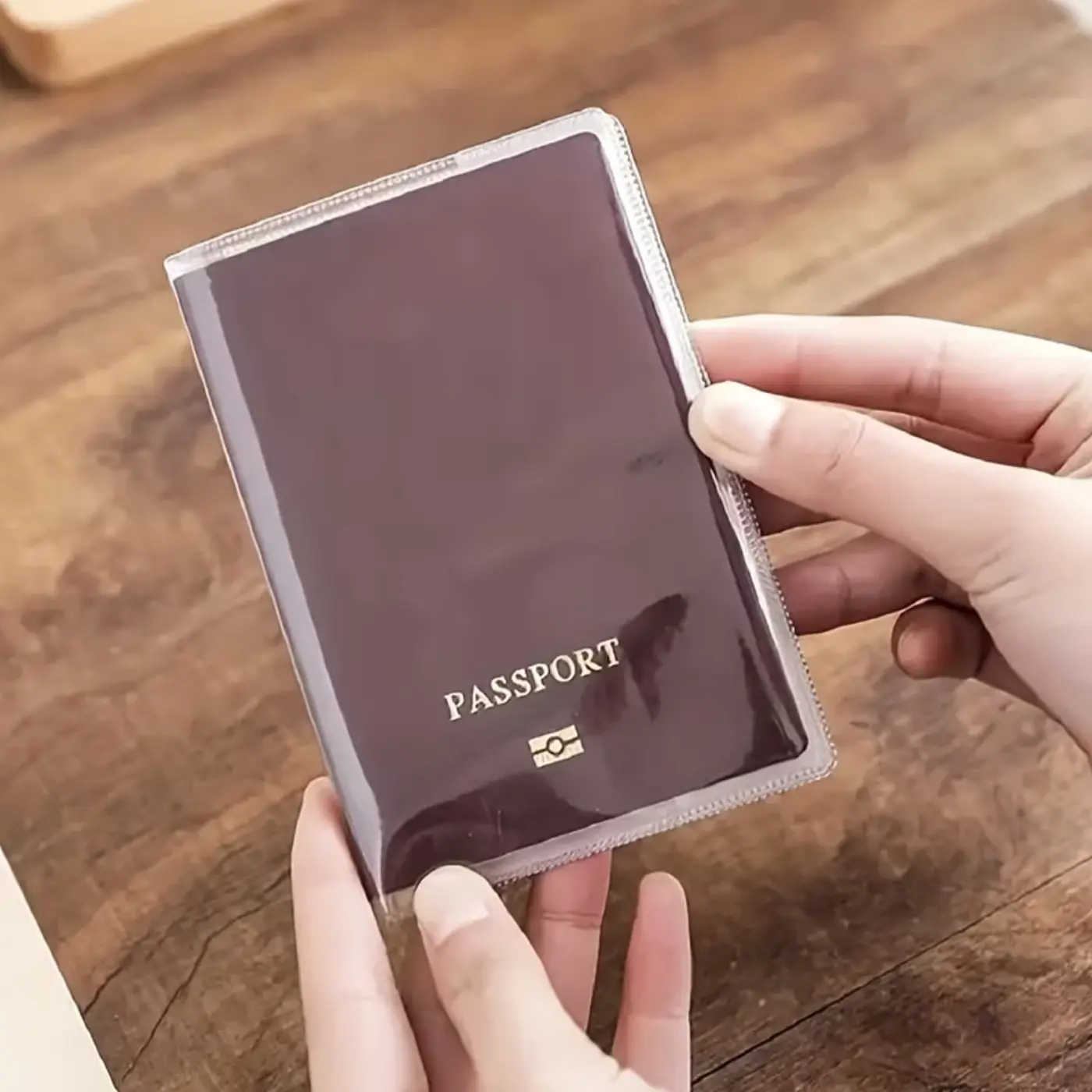 4pcs Durable Passport Covers with Multiple Card Slots, Scratch-Resistant And Document Protectors - Transparent,Transparent PVC Clip for And Travel Documents, Including Passports And ID Card, Passport Sleeve