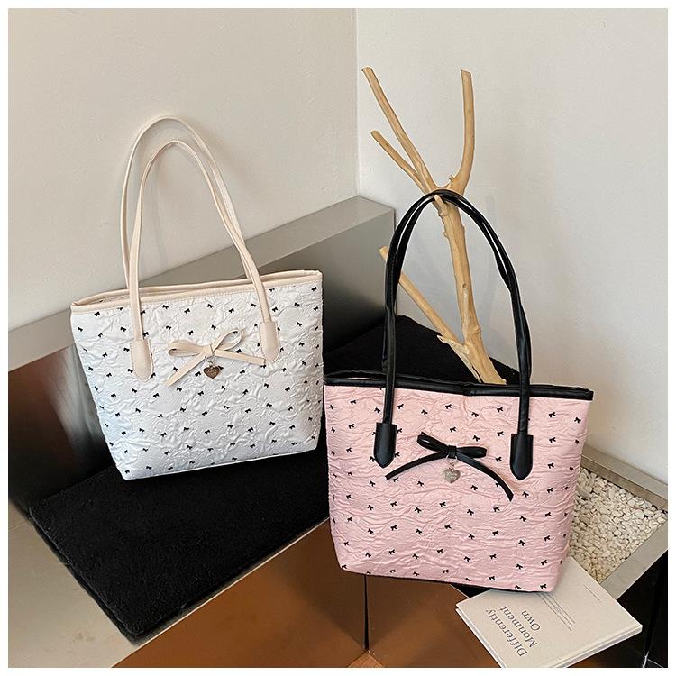 Casual Large Capacity Heart Shaped Butterfly Knot Single Shoulder Bag Trendy Commuter Tote Bag Urban Minimalist Style 2025 Au...