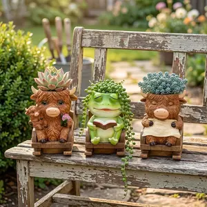 Cute Highland Cow And Frog Shaped Flower Pot - Hanging Resin Material, Suitable For Home Garden Decoration/Outdoor Lightweight Plastic Flower Pot, Featuring A Modern Animal Design And An Irregular Rocking Chair Shape, Can Be Hung Or Placed On A Table