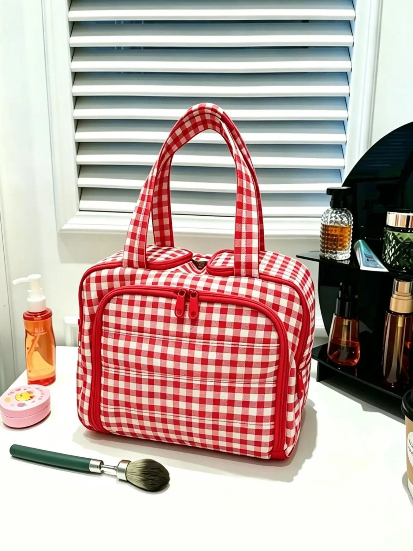 Cute Gingham Plaid Handheld Cosmetic Bag, Large Capacity Waterproof Travel Toiletry Organizer, Multi-Pocket Portable Makeup Storage Case, Travel Bag Accessory for Cosmetics Skincare Brushes