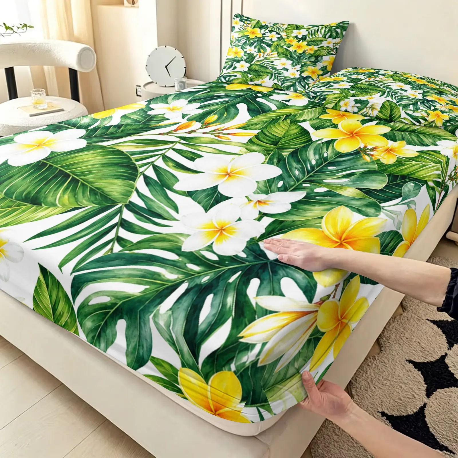 3-piece tropical turtle-back leaf jasmine flower printed bedding set, including 1 bed cover and 2 pillowcases. Does not include pillow core. Suitable for single, double, and extra-large double beds. Soft and comfortable, ideal as a holiday gift for friend