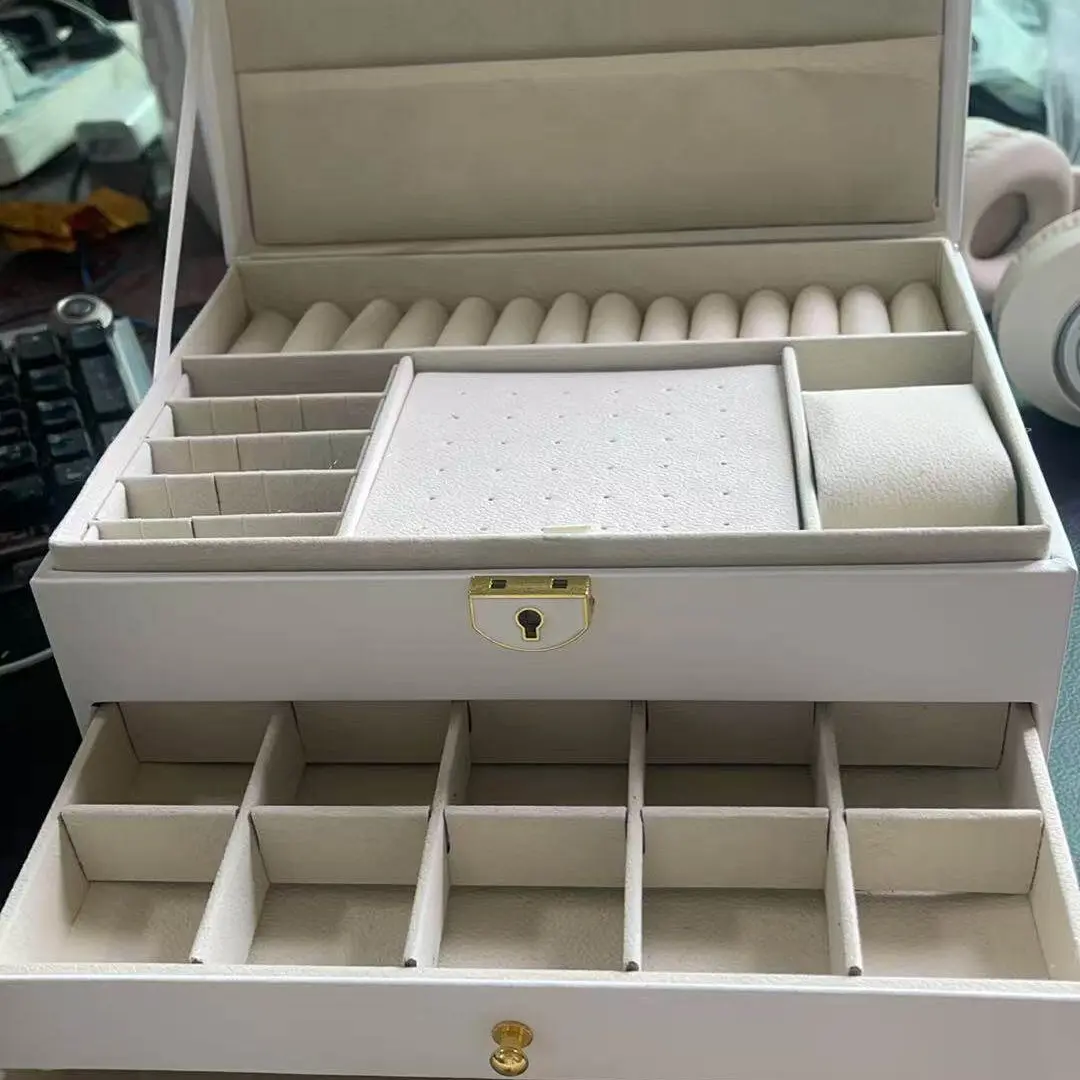 Storage Box with Key Lock for Bedroom Vanity, PVC Material, Universal Setting, Ideal for Organizing Bathroom Essentials, Beauty Organizer, Durable Storage Organizer