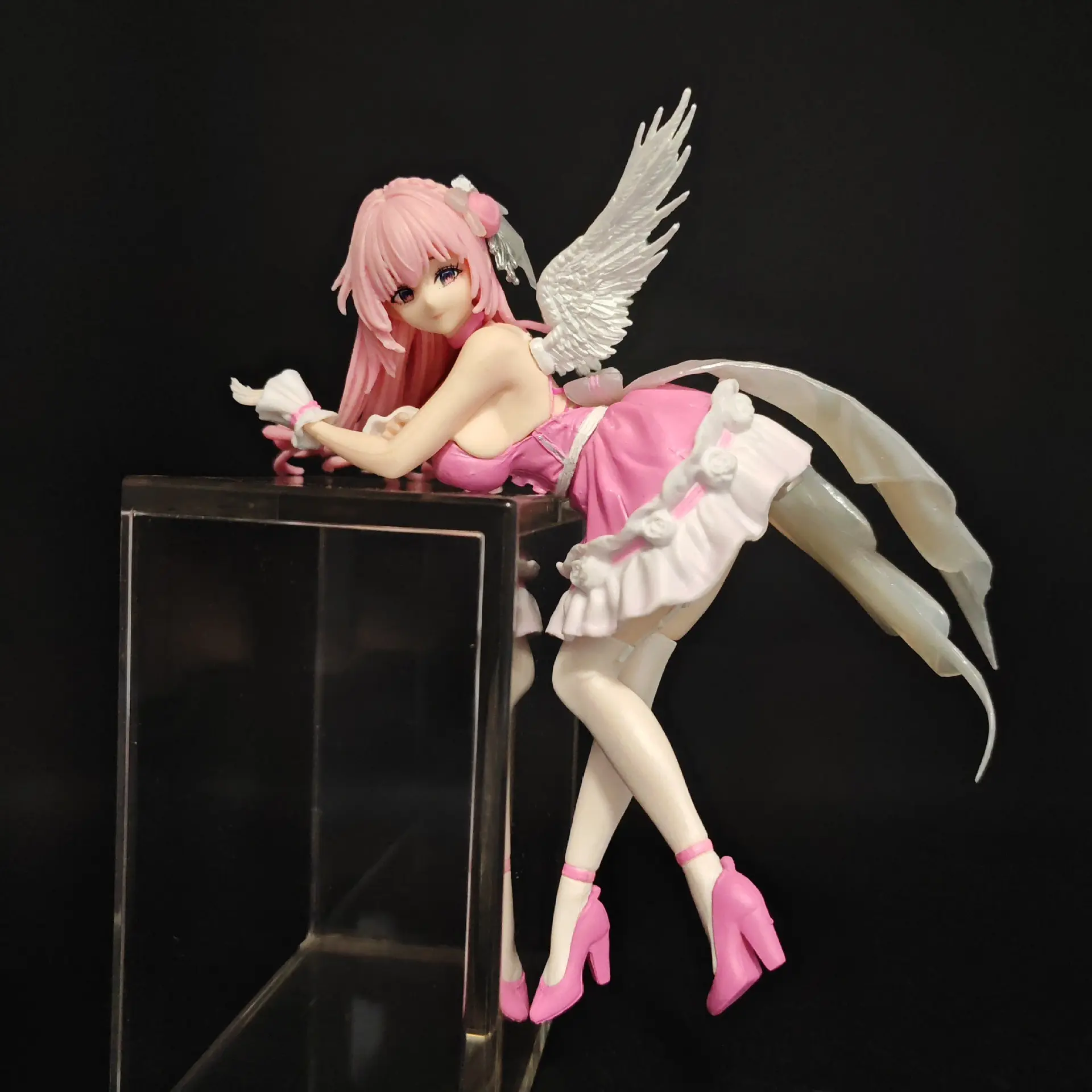 New Arrival Victory Goddess Dorothy Pretty Girl Instant Noodle Press Desktop Accessory Handmade Model Figure Collectible Item