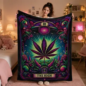 Maple Leaf Pattern Blanket, Soft Comfortable Warm Throw Blanket, Cool Bedroom Bedding Napping Blankets for Home Office Travel Camping, Breathable Soft Blanket Funny and quirky | Cozy Aesthetic Home Decor, TikTok Made Me Buy It, Fall Winter Room Decor, Gif