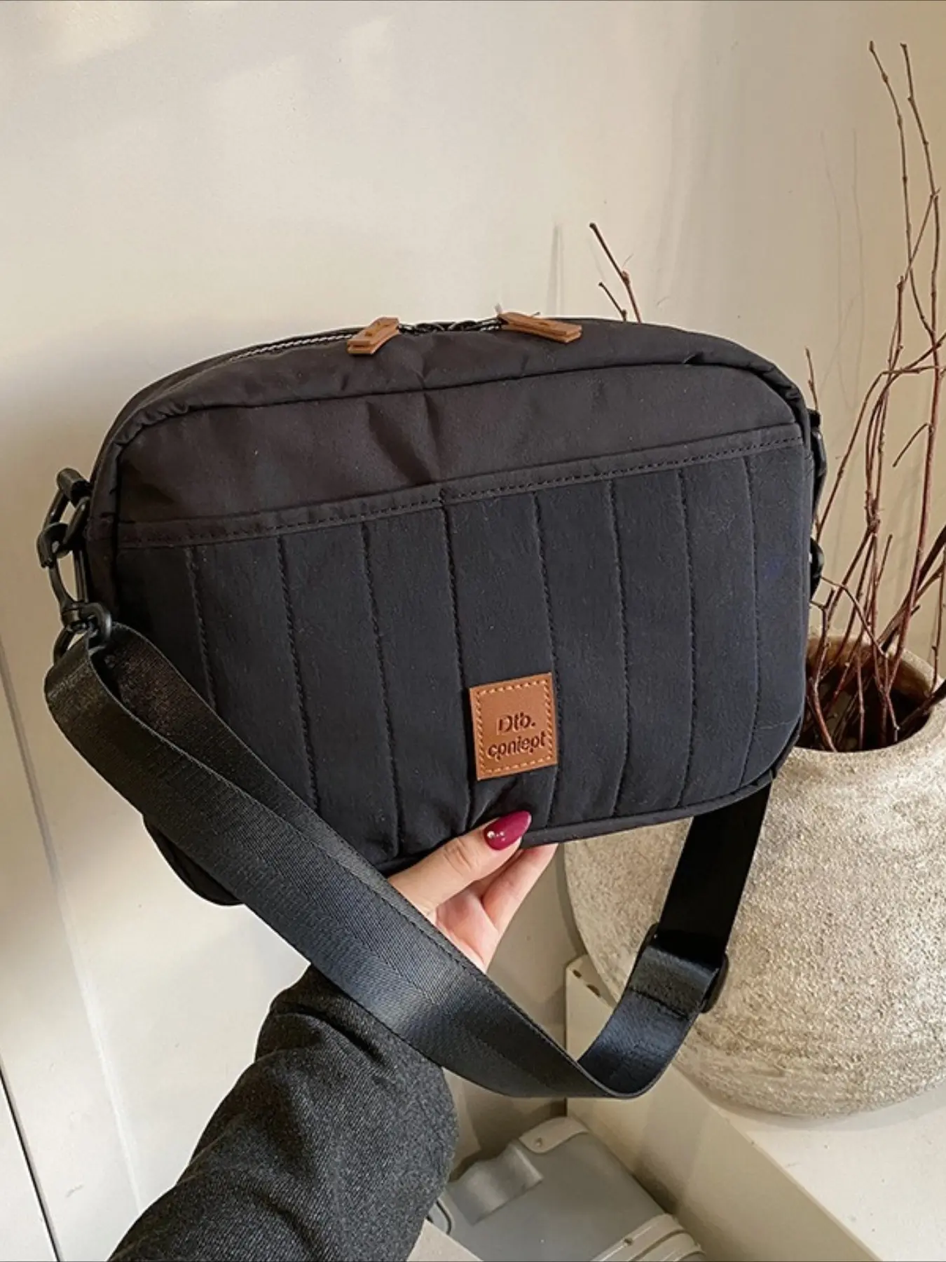 Women Minimal Vertical Quilted Crossbody Bag, Lightweight Nylon Casual Shoulder Bag, Detachable Adjustable Strap, Multi Pockets, Cream