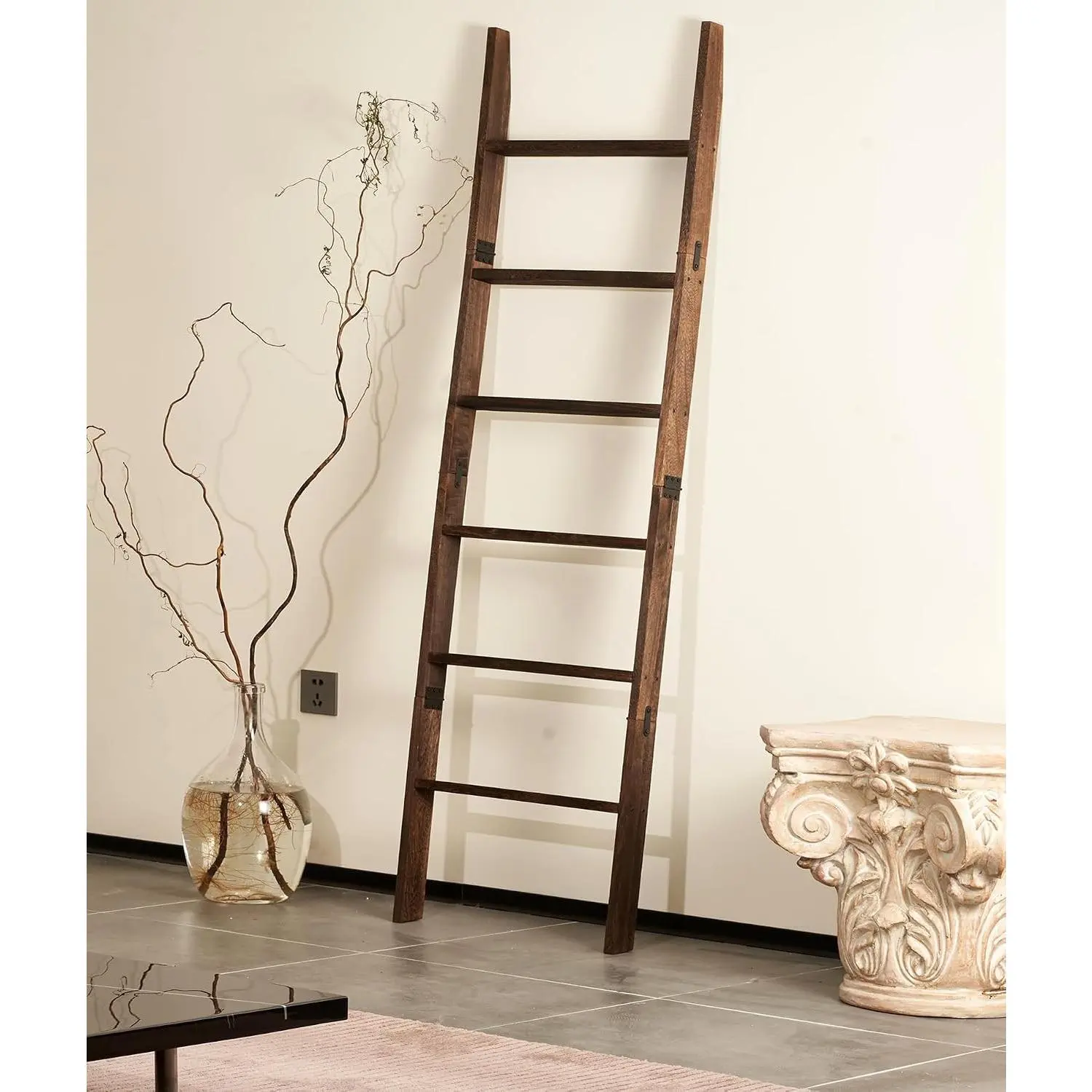 6-Tier Wooden Blanket Ladder, Rustic Farmhouse Decorative Quilt Holder, Wall-Leaning Towel Rack for Living Room Bedroom Bathroom Display (Dark Brown)