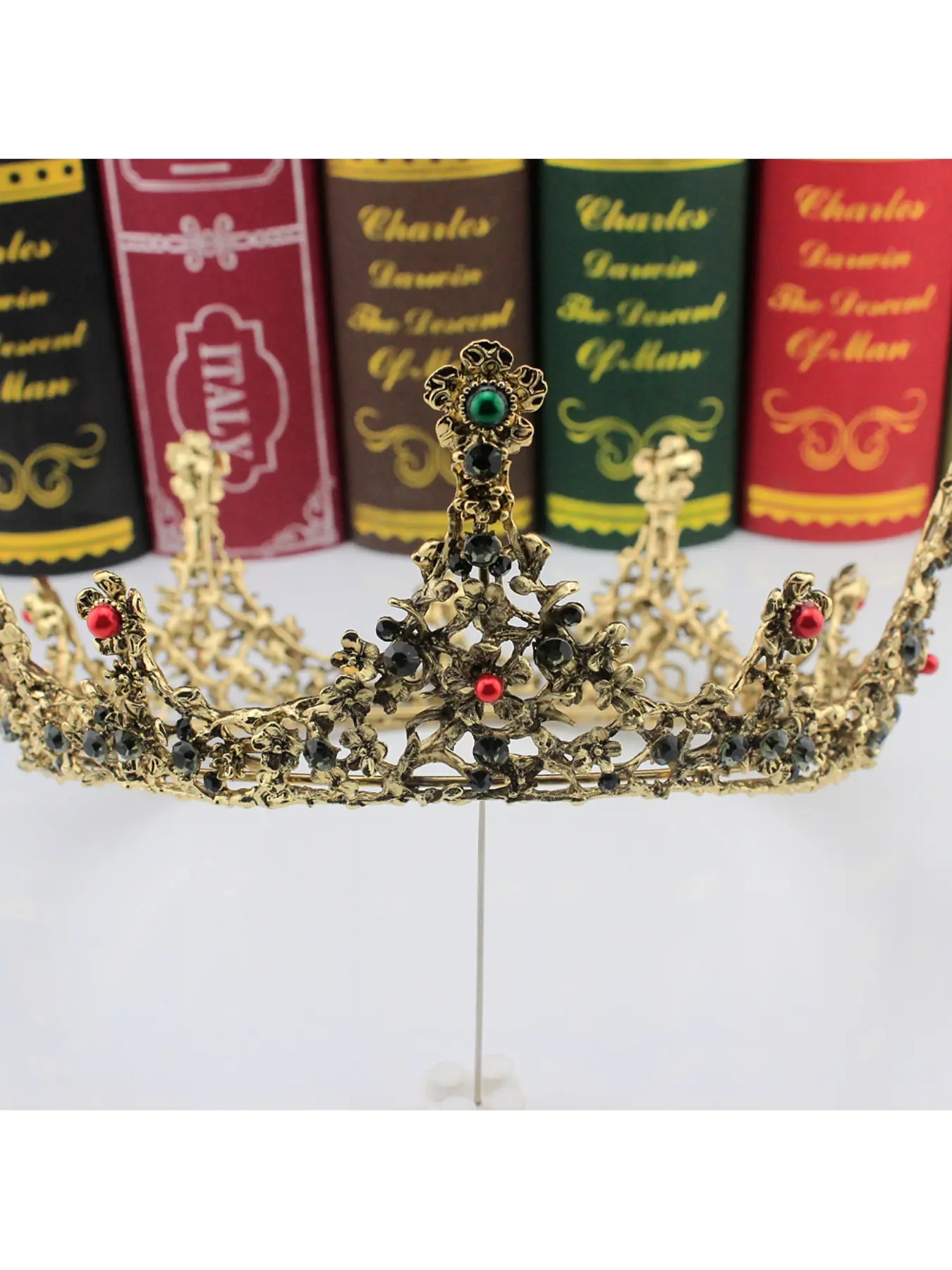 European and American Vintage Wedding Photography Baroque Round Crown Hair Accessories Bridal Wedding Veil Colored Pearl Tiara Headpiece Ornaments