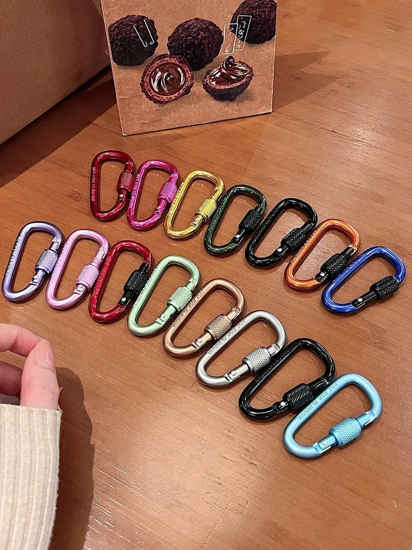 Screw Lock Mini Aluminum Carabiner Keychain, Colorful D‑Ring Hook, Backpack Handbag Charm, Portable DIY Accessory Gift for Women Teen Girls