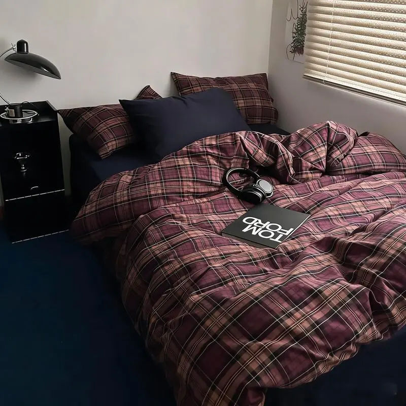 Plaid Duvet Cover Set Queen Size, Rustic Burgundy Farmhouse Bedding 3 Piece with Navy Check Pattern, Vintage Washed Cotton Bedroom Decor, Soft Breathable All Season Cover Set