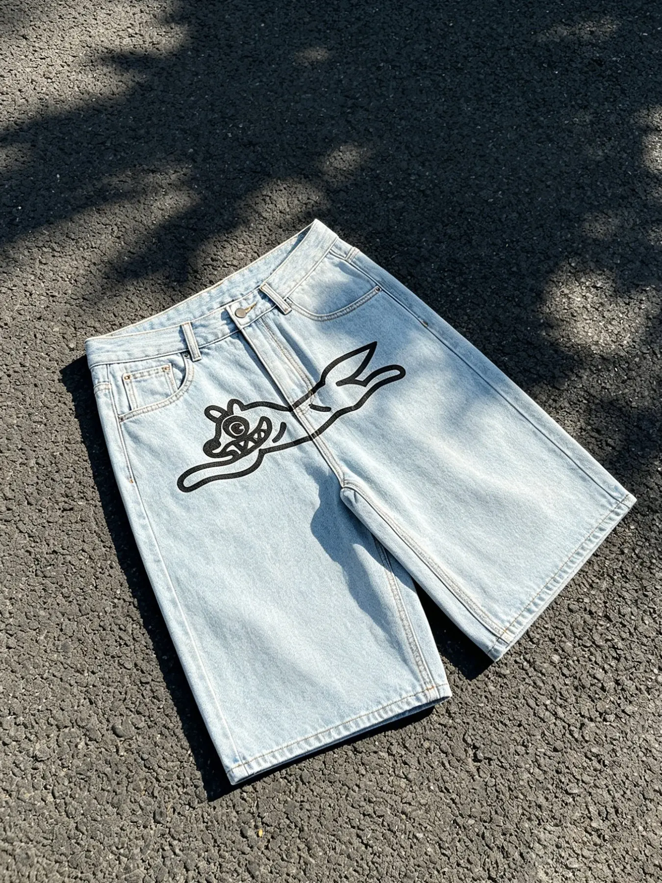 Y2K Trend Denim Shorts, Flying Dog Print Casual Baggy Loose-Fit Jeans with Pockets, Comfortable Fashion for Men, Perfect for Summer Wear