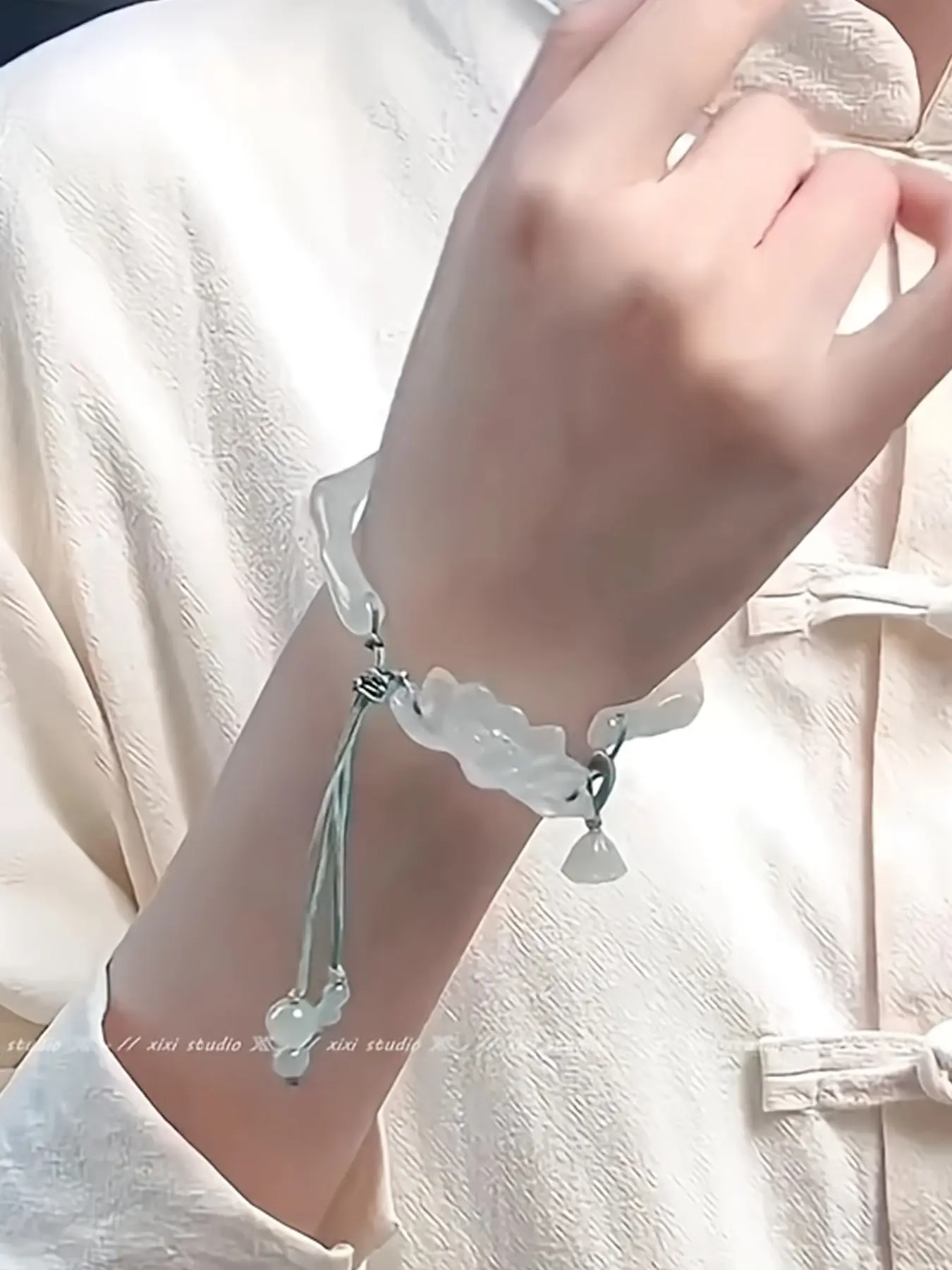 Light Bamboo Lotus Adjustable Bracelet for Women, Vintage Ethnic Wrist Jewelry, Chinese Style Daily Wear Accessory