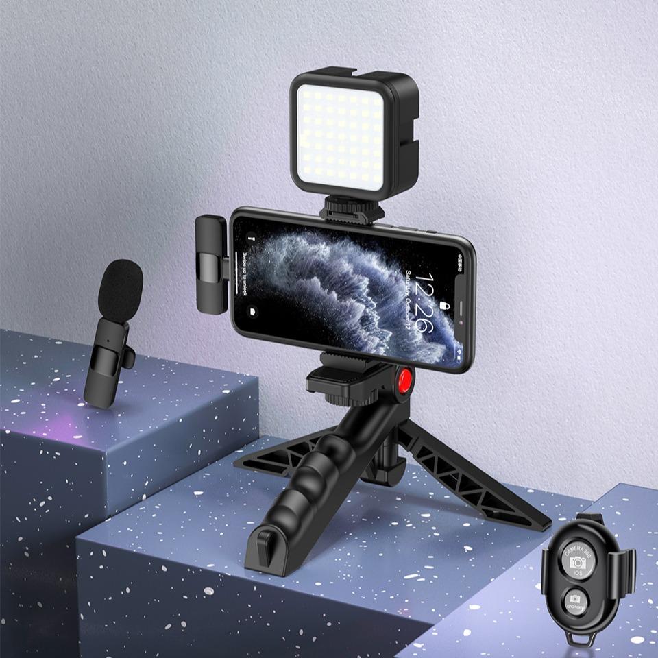 Smartphone Video Kit with Wireless Microphone, Condenser Recording Mic, Video Vlog Kit with Rechargeable Wireless Mic, LED Fill Light & More, Suitable for iPhone, Android, Camera, Tiktok, YouTube, Shooting, Vlogging & Live Streaming