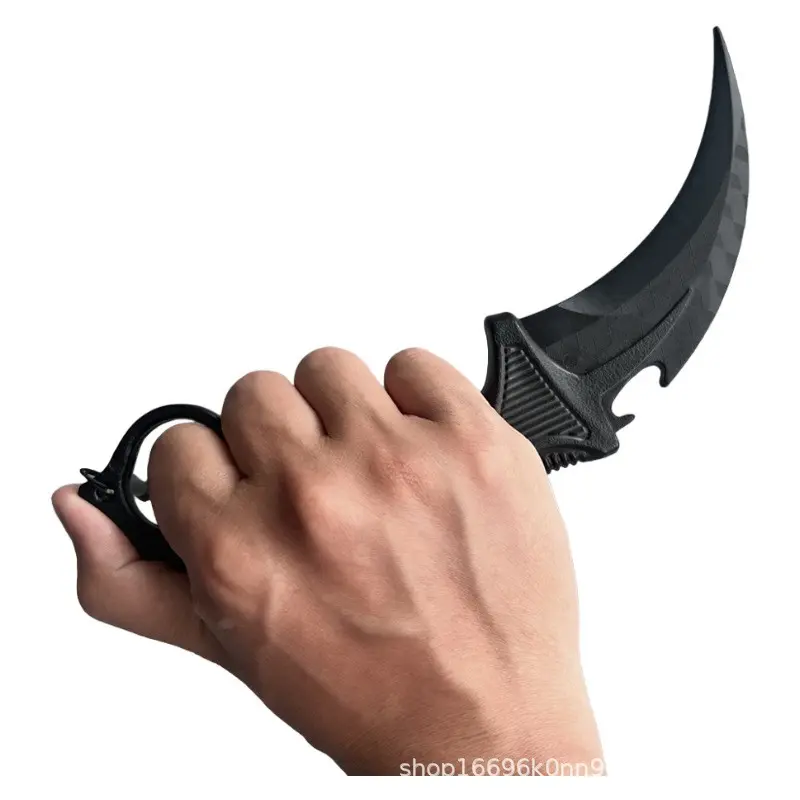 Plastic Claw Hand Grip, 4-Finger Punch Glove, Ideal for Props, Carnival, Cosplay, Holiday Gifts, Photo Props, 1 Piece