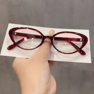 2D Flat - 1pc Women'S Burgundy Cat Eye PC Frame Plain Color Full Frame Rivet Fashionable Casual Flat Glasses