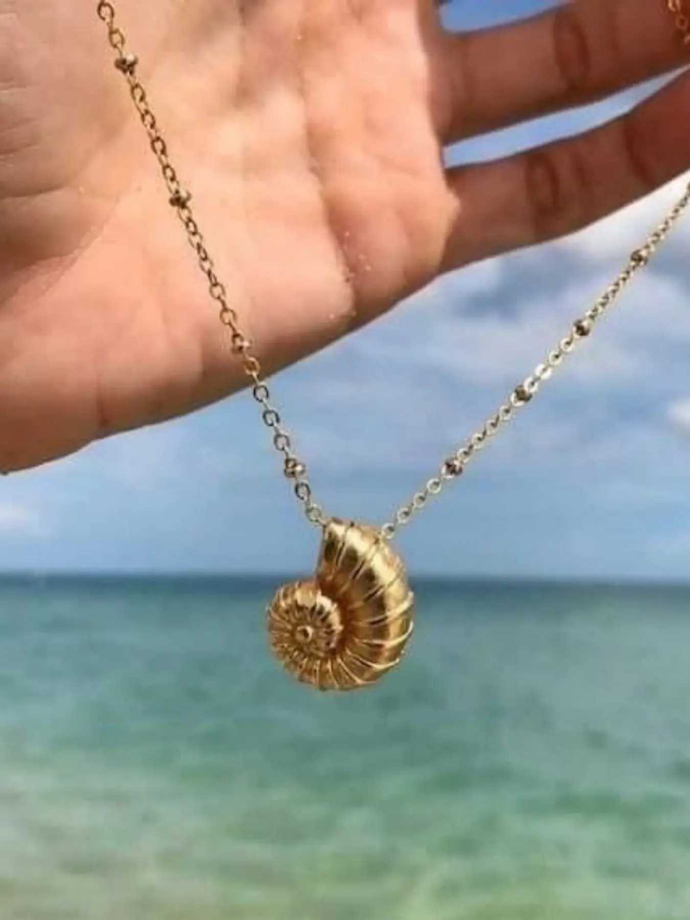 Elegant Nautilus Pendant Necklace for Women, Perfect Wedding Engagement Party Jewelry Gift, Stylish and Refinement Accessory