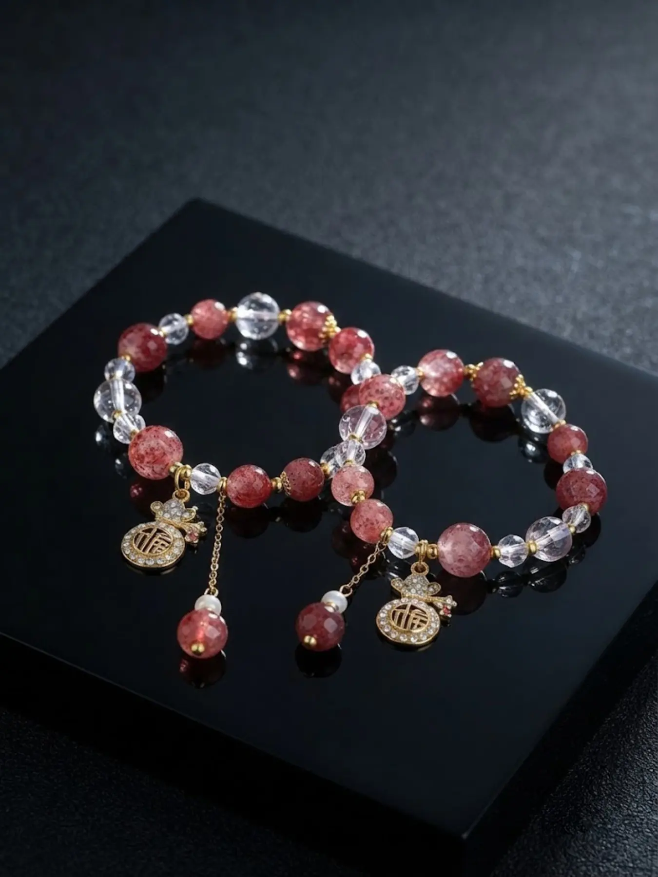 2Pcs Best Friend Matching Strawberry Quartz Bracelet Set,Lucky Fortune Bag Charm Dainty Crystal Beaded Bracelet,Vintage Aesthetic Stretch Friendship Bracelets,Gift for BFF Women Daily Party Birthday Matching Jewelry