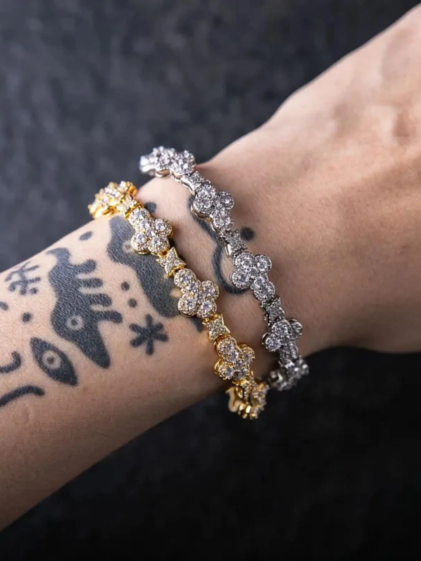 Men's Hip Hop Bracelet, Shiny 5a Grade Square Zircon Cross Bracelet, 18k Gold Plated, Exquisite Trendy Bracelet, Fashionable Bracelet, Fashion Jewelry for Men, Fashion Bracelets