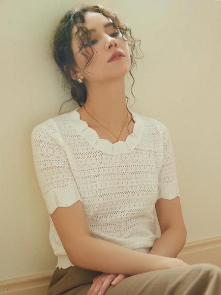 French Style Elegant Slim-Fit Casual Short Sleeve Pullover Knitted Top for Women, Fall & Winter Fashion, Random Pattern Design, Knitwear