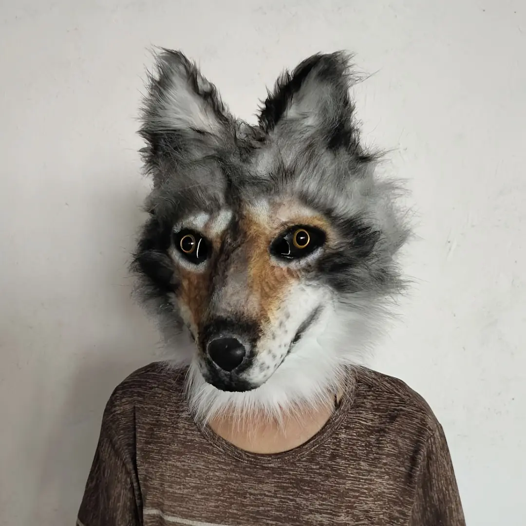 Highly Realistic Latex Wolf Head Animal Mask, Hair Wolf Head Set, Doll Head Costume, Halloween Party Mask, Creep Wolf Mask, Therian Mask, Perfect for Cosplay, Hyper Realistic Mask