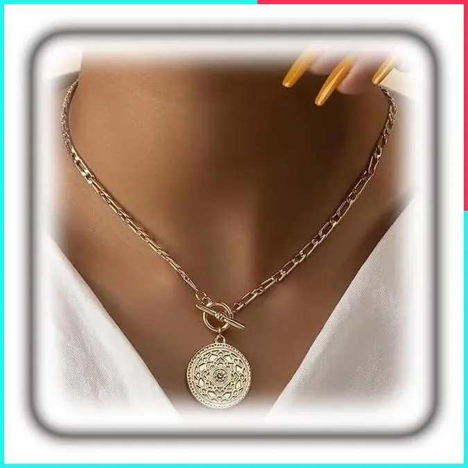 Trendy Gold Large Medallion Pendant Necklace for Women Punk Silver Toggle Clasp Chain Choker Birthday Anniversary Jewelry Gift