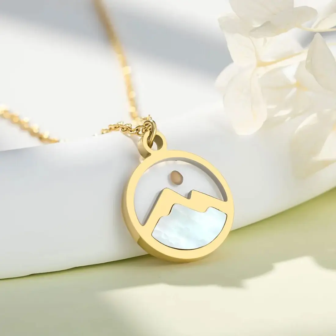 Women's Mustard Seed Necklace, Faith Pendant Necklace with Gold Mountain & Mustard Seed Design, Christian Inspirational Jewelry, Meaningful Gift for Mom, Grandma, Best Friend, Everyday Wear
