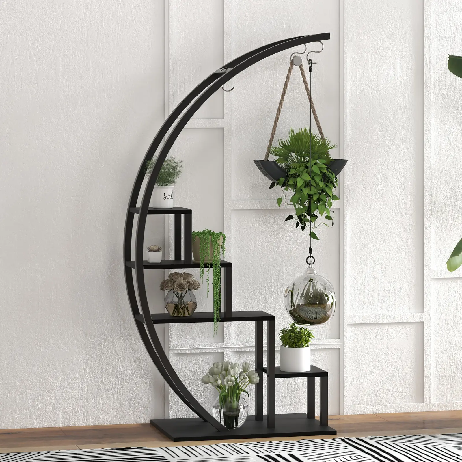 1pcs 5-Tier Metal Plant Stand Indoor, Half Moon Shape Tall Garden Plant Holder, Round Flower Shelf Rack with 6 Hanging Hooks for Home Patio Lawn Living Room Garden Patio Decor, Black