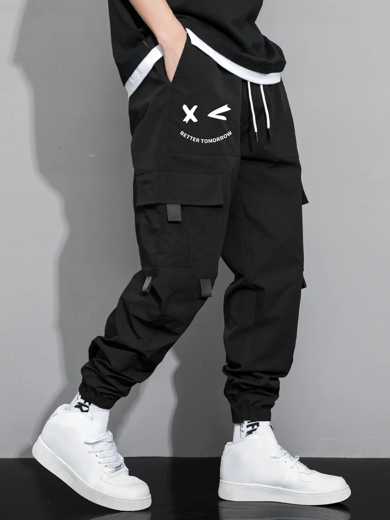 Men's Smiley Print Cargo Pants, Multi-Pocket Drawstring Waist, Loose-Fitting Ankle-Length Trousers, Casual Long Pants for All Seasons, Loose Street Fashion