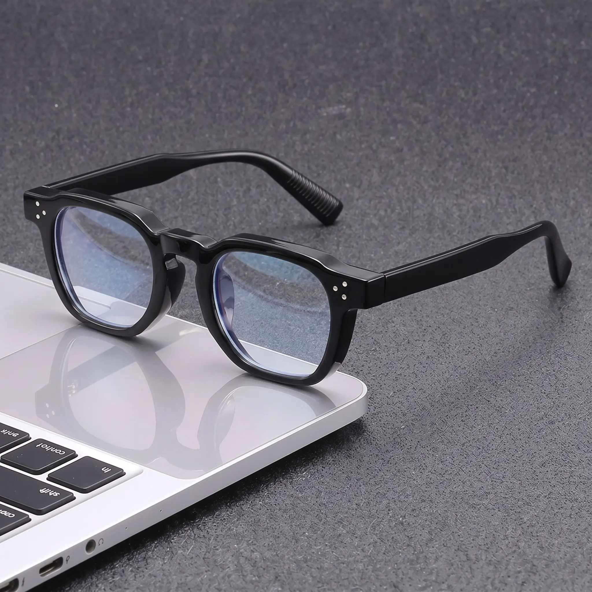New classic square and round rim trendy high-quality light luxury anti-blue light HD Reading Eyeglasses for presbyopia, PC frame   PC lenses, lightweight and on the nose,  1.0 to  4.0 diopters, suitable for daily mobile phone, computer, and office use.