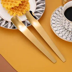304 stainless steel spoon, long-handled ice cream spoon, dessert spoon, cake spoon, ice cream yogurt spoon, flat-headed dessert spoon