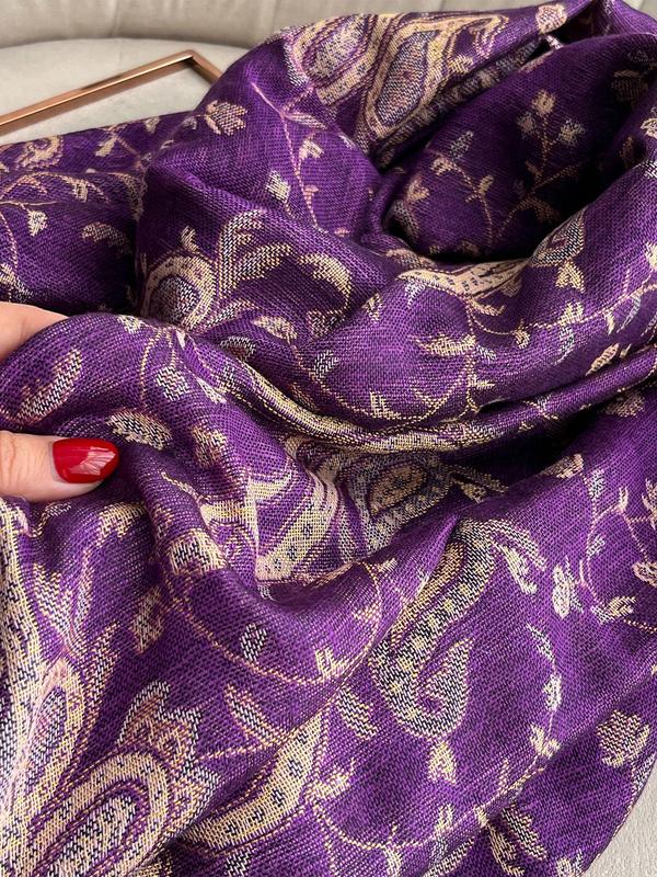 Bohemian Women's Pashmina Scarf, Long Printed Boho Style Shawl in Paisley Design, Soft and Stylish Headscarf in Multiple Colors