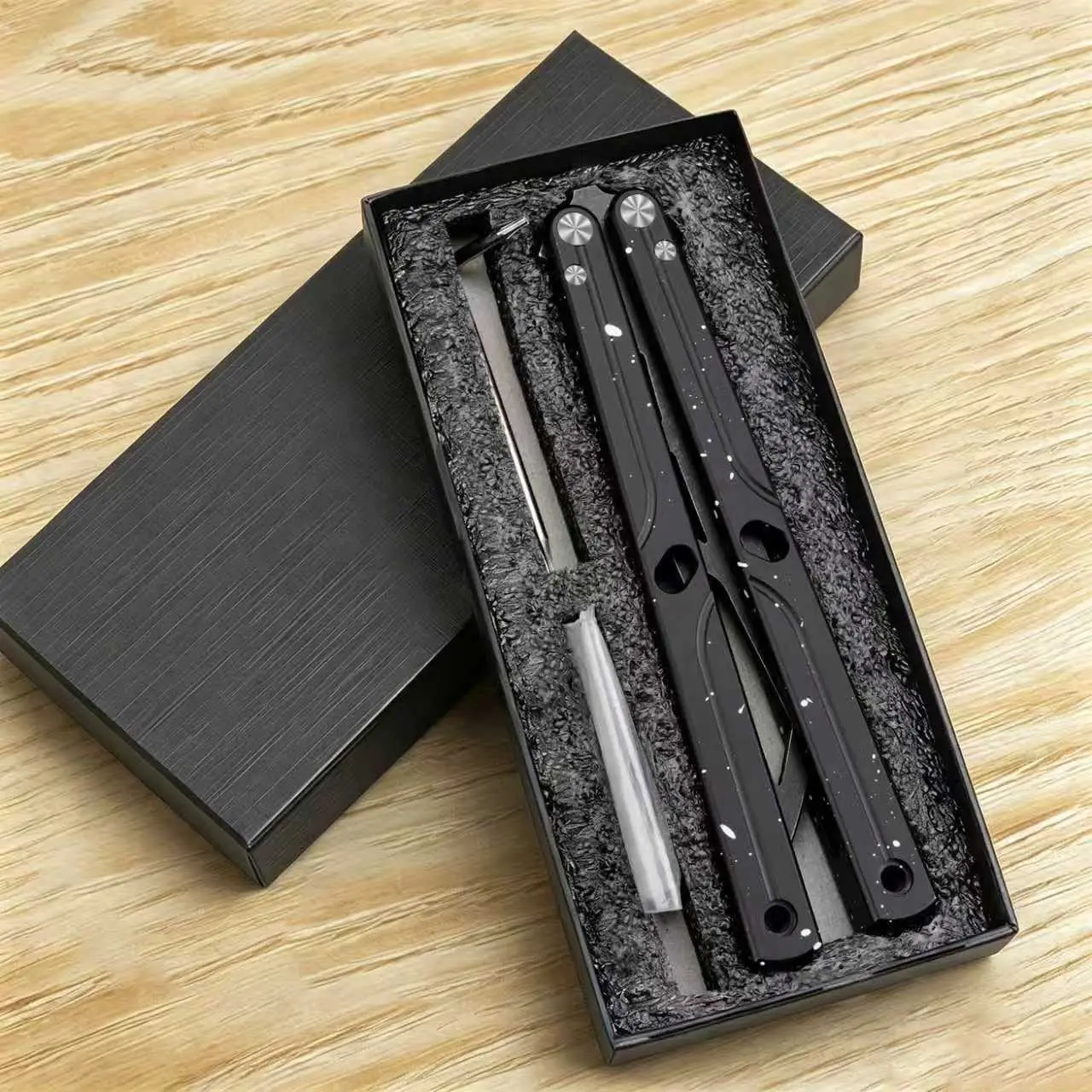Spot Balisong Training Tool, Ideal for Beginners, Essential Butterfly Trainer, Perfect Choice for Newbies, Enhance Your Skills, Skill Enhancement, Practice