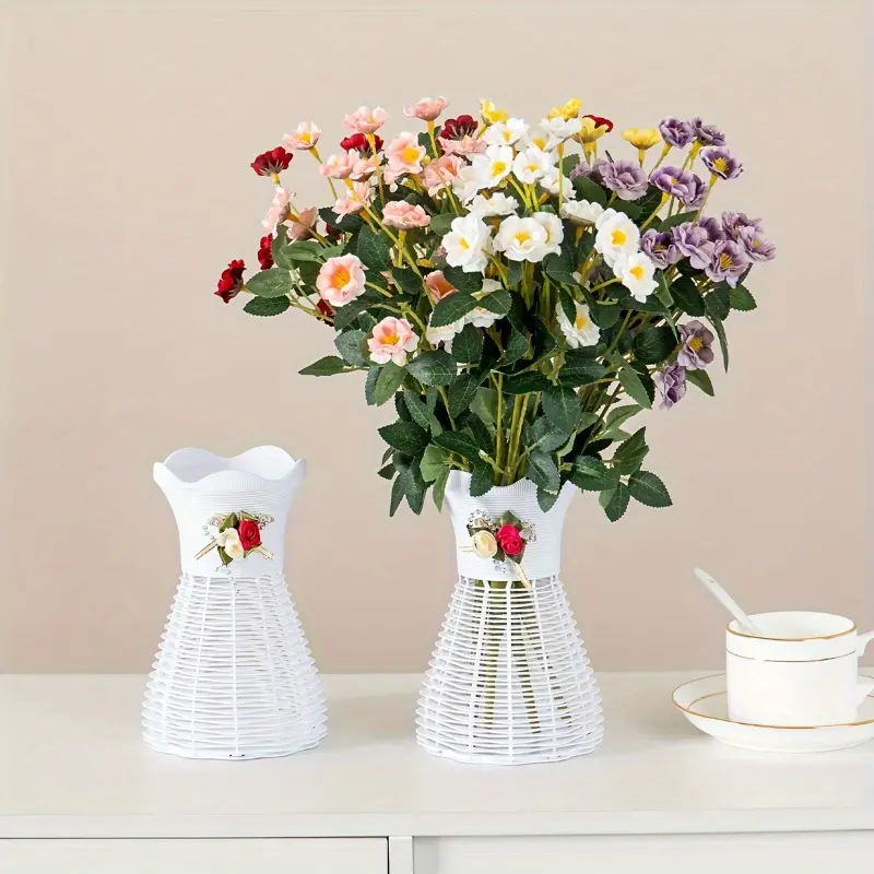 White plastic vase ornaments desktop vase wholesale simulation flower arrangement vase plastic vase