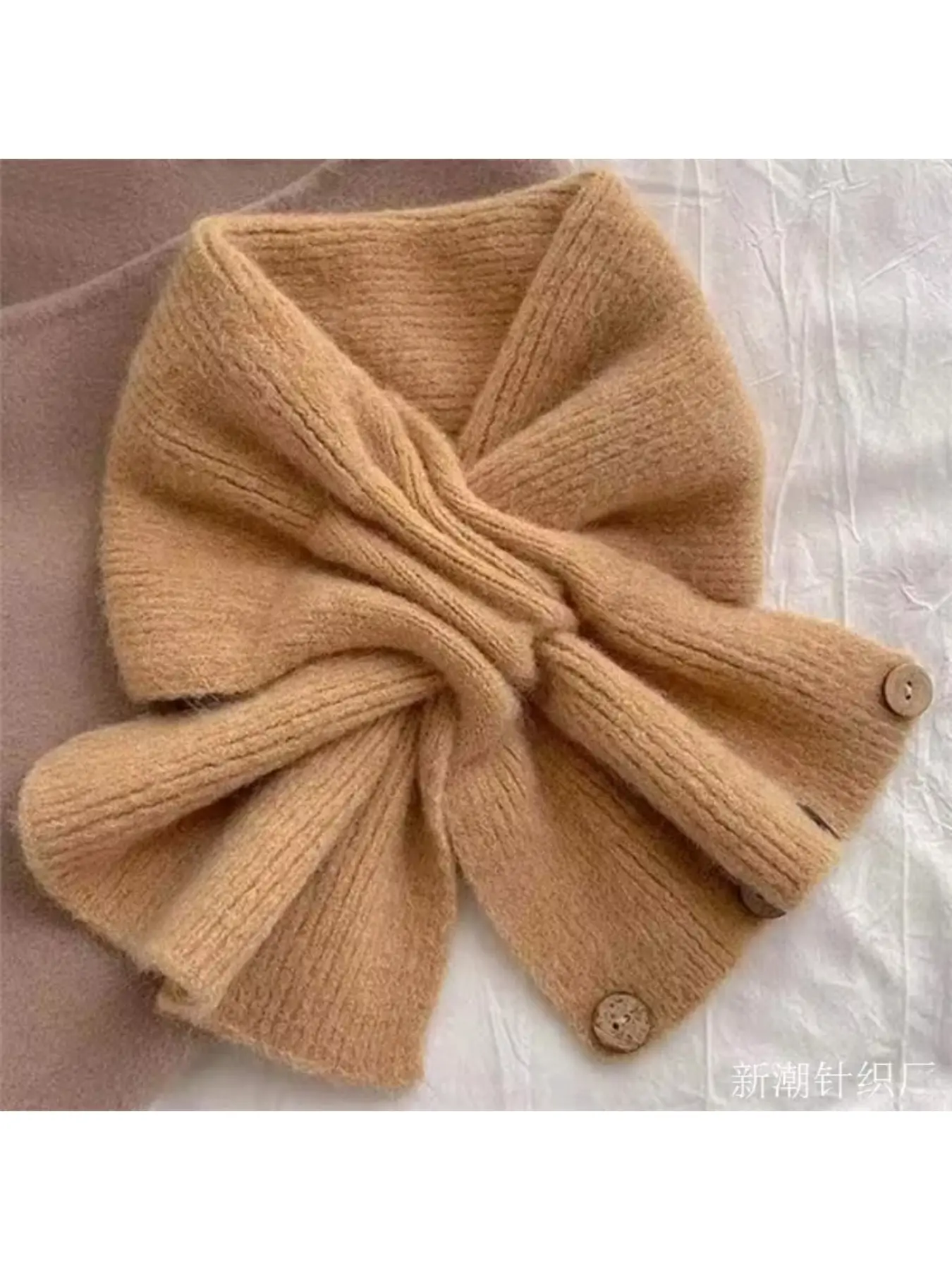 Soft and Skin-Friendly Short Scarf for Women, Cross-Knit Snood, Korean-Style Warm Button Scarf, Fashionable Faux Collar