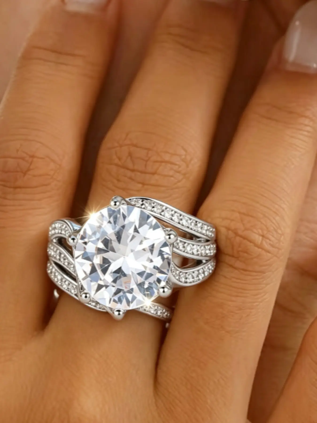 Circular Large Zircon Single Diamond Engagement Ring, Silver Color Twisted Split Arm Proposal Ring, Luxurious Crystal Wedding Band