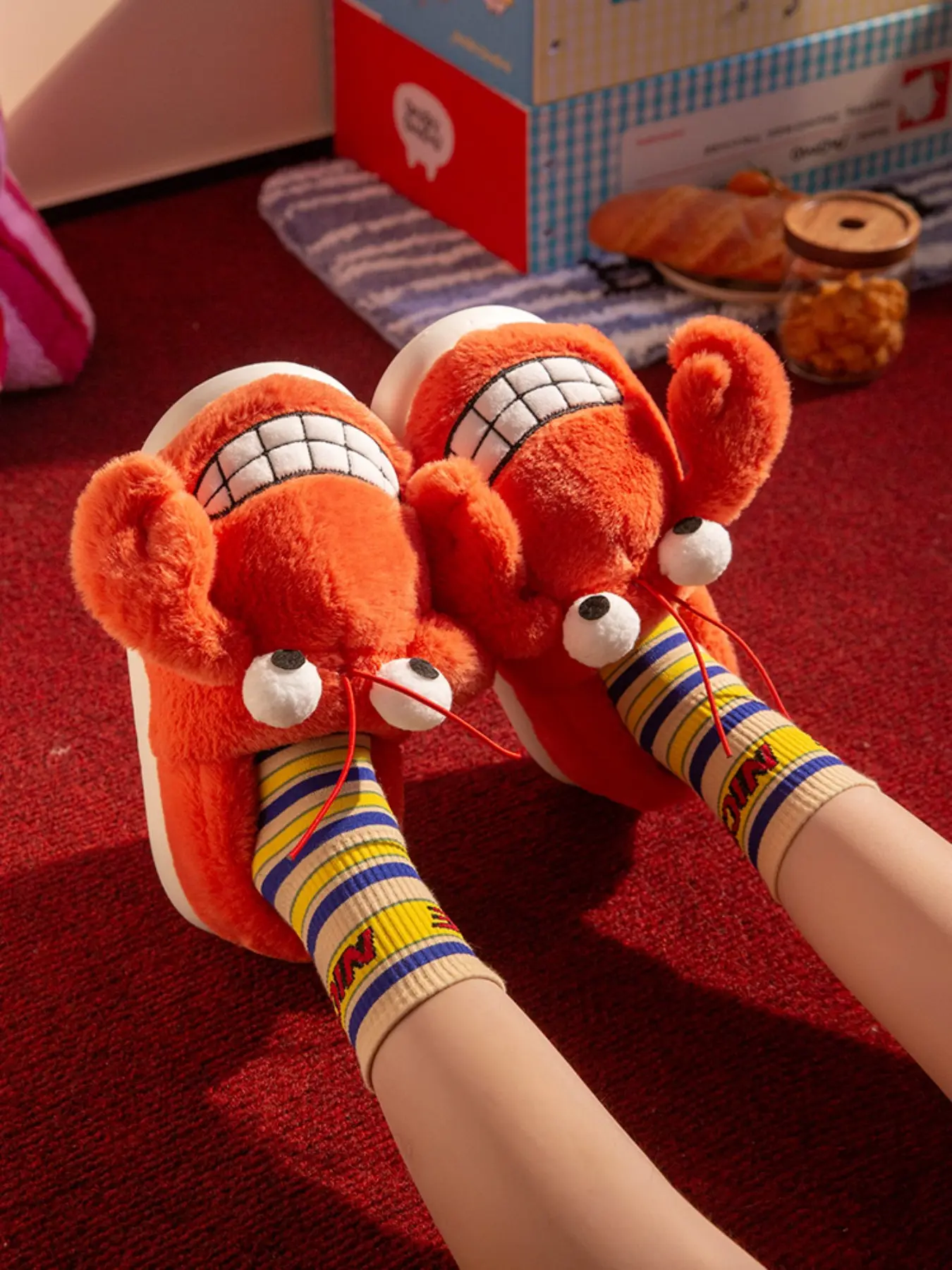 Unisex Plush Crab Head Cotton Shoes, Thick Warm Anti-Slip Design, Ideal for Fall Winter Indoor Wear, Student Dorm Daily Use