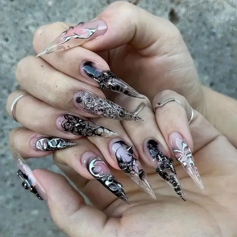 Press-On Nails, Black Smoke Gradient Silver Thorn Metal Stiletto Fake Nails, Handmade Edgy Goth Punk Fashion Party Wear Costume Jewelry Accessories, Long Shape, Dramatic Goth Punk Fashion